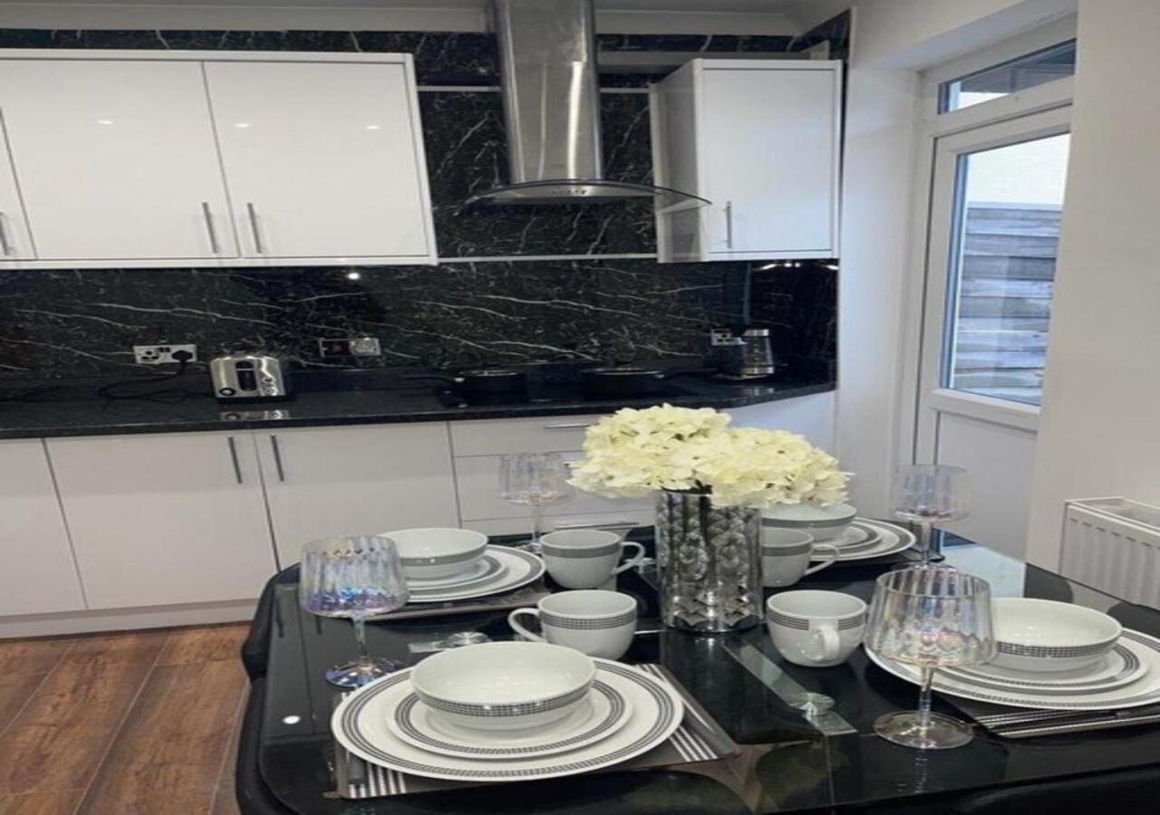 Luxury New Home Swanscombe 외부 사진